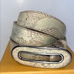 Authentic TOD’S Cream/Tan Python Skin Belt ~ Size 85